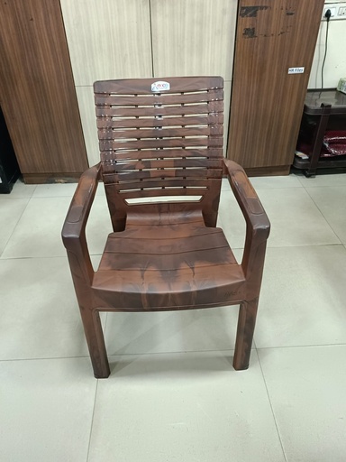 Plastic chair Avro with 3 year guarantee 